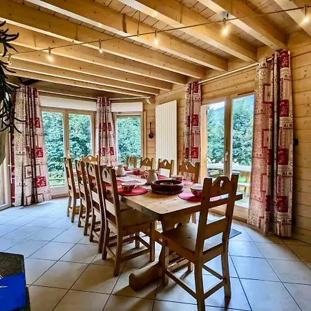 Le Murmure Du Ruisseau, 4 étoiles Avec Sauna Et Terrasse * La Bresse