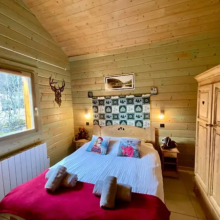 Le Murmure Du Ruisseau, 4 étoiles Avec Sauna Et Terrasse Chalet *