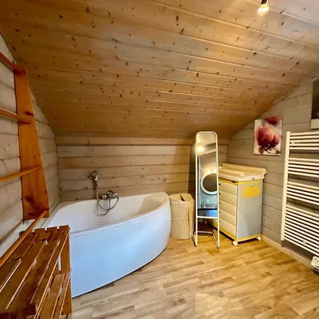 Le Murmure Du Ruisseau, 4 étoiles Avec Sauna Et Terrasse * La Bresse
